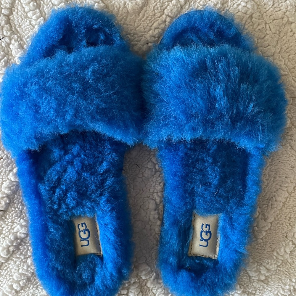 UGG slip on slippers